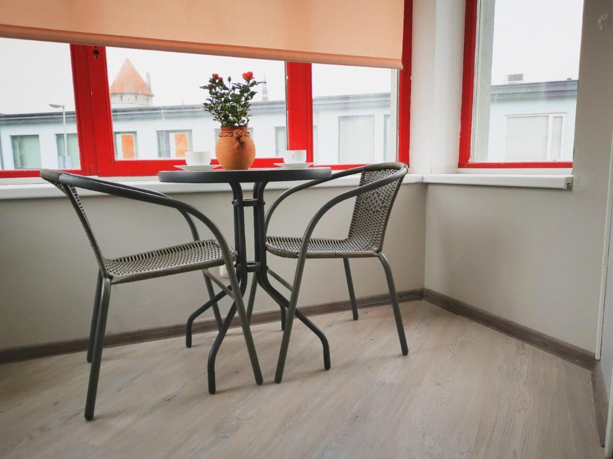Oldtown Lux Hostel Tallinn Ngoại thất bức ảnh